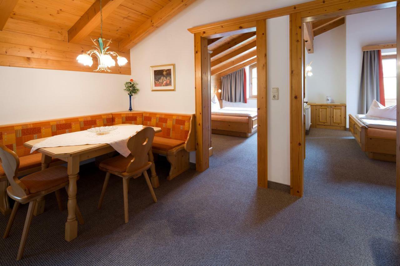Gaestehaus Brantlhof Zimmer Und Ferienwohnungen In Going Am Wilden Kaiser Экстерьер фото